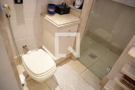 Casa de condomínio para alugar com 590m², 5 quartos e 8 vagasBanheiro