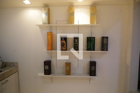 Casa de condomínio para alugar com 590m², 5 quartos e 8 vagasSala