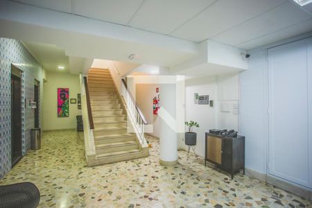 Apartamento à venda com 100m², 2 quartos e 1 vagaHall social