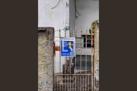 Casa à venda com 250m², 6 quartos e 2 vagasPlaca Banner Instalada na Fachada