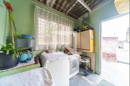 Casa à venda com 250m², 6 quartos e 2 vagasÁrea de Serviço casa 2