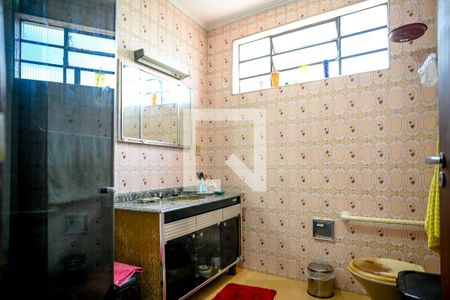 Casa à venda com 760m², 3 quartos e 2 vagasBanheiro