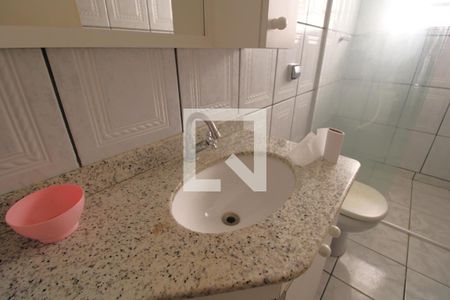 Casa à venda com 232m², 3 quartos e 8 vagasPia banheiro comum