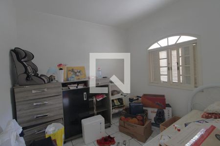 Casa à venda com 232m², 3 quartos e 8 vagasQuarto de serviço 1