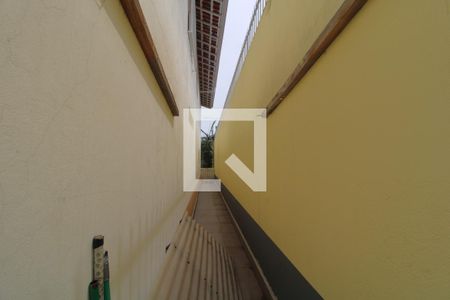 Casa à venda com 232m², 3 quartos e 8 vagasQuintal lateral