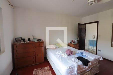 Casa à venda com 350m², 8 quartos e 3 vagasQuarto 3