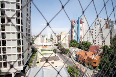 Apartamento à venda com 167m², 4 quartos e 2 vagas Apartamento à venda com 167m², 4 quartos e 2 vagasVista do Quarto 2