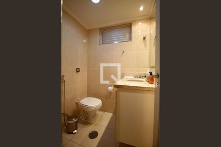 Apartamento à venda com 167m², 4 quartos e 2 vagas Apartamento à venda com 167m², 4 quartos e 2 vagasBanheiro Social