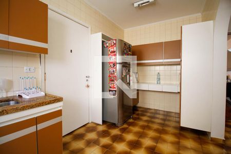 Apartamento à venda com 167m², 4 quartos e 2 vagas Apartamento à venda com 167m², 4 quartos e 2 vagasCozinha