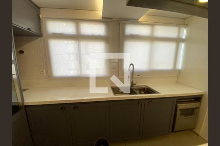 Apartamento à venda com 140m², 4 quartos e 3 vagasCozinha