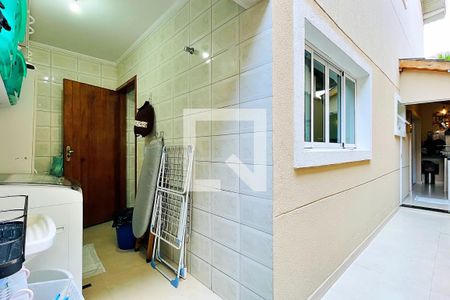 Casa de condomínio à venda com 254m², 3 quartos e 4 vagas Casa de condomínio à venda com 254m², 3 quartos e 4 vagasÁrea de Serviço