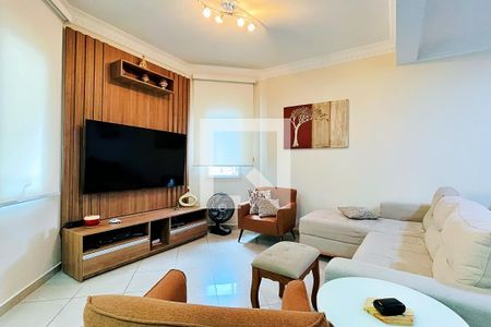 Casa de condomínio à venda com 254m², 3 quartos e 4 vagas Casa de condomínio à venda com 254m², 3 quartos e 4 vagasSala