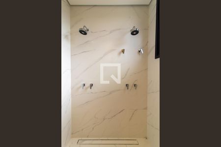 Casa de condomínio à venda com 462m², 3 quartos e 4 vagas Casa de condomínio à venda com 462m², 3 quartos e 4 vagasBanheiro Quarto