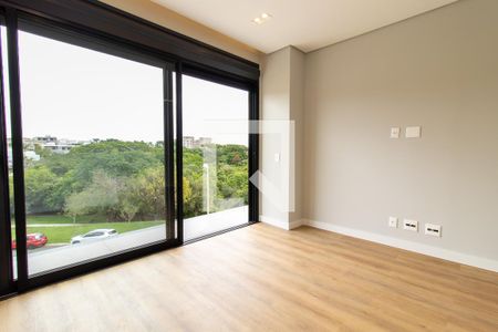 Casa de condomínio à venda com 462m², 3 quartos e 4 vagas Casa de condomínio à venda com 462m², 3 quartos e 4 vagasQuarto