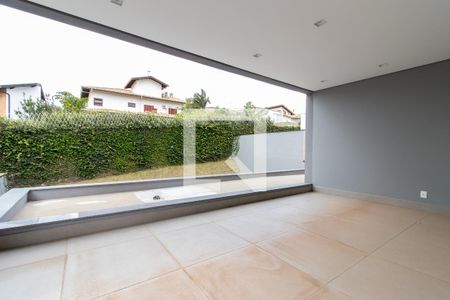 Casa de condomínio à venda com 462m², 3 quartos e 4 vagas Casa de condomínio à venda com 462m², 3 quartos e 4 vagas Área externa