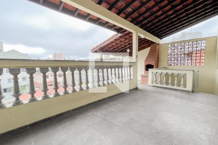 Casa à venda com 273m², 5 quartos e 3 vagas Casa à venda com 273m², 5 quartos e 3 vagasSacada