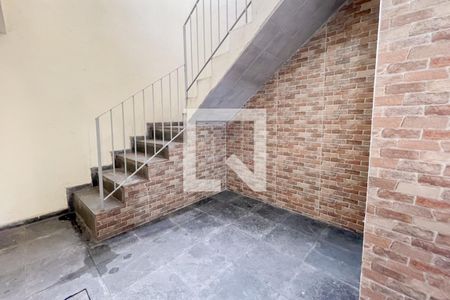 Casa à venda com 273m², 5 quartos e 3 vagas Casa à venda com 273m², 5 quartos e 3 vagasÁrea de Serviço
