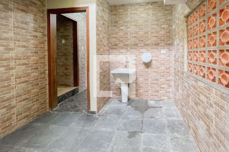 Casa à venda com 273m², 5 quartos e 3 vagas Casa à venda com 273m², 5 quartos e 3 vagasÁrea de Serviço