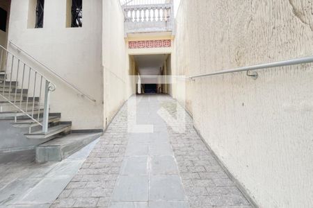 Casa à venda com 273m², 5 quartos e 3 vagas Casa à venda com 273m², 5 quartos e 3 vagasGaragem