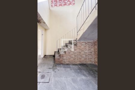 Casa à venda com 273m², 5 quartos e 3 vagas Casa à venda com 273m², 5 quartos e 3 vagasÁrea de Serviço