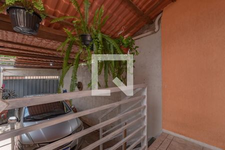 Casa à venda com 190m², 3 quartos e 2 vagas Casa à venda com 190m², 3 quartos e 2 vagasEntrada - Garagem