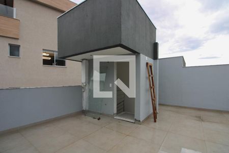 Casa à venda com 196m², 3 quartos e 1 vaga Casa à venda com 196m², 3 quartos e 1 vagaTerraço