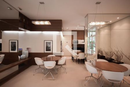 Apartamento à venda com 220m², 4 quartos e 4 vagas Apartamento à venda com 220m², 4 quartos e 4 vagasSalão de Festa