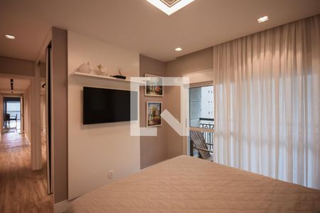 Apartamento à venda com 220m², 4 quartos e 4 vagas Apartamento à venda com 220m², 4 quartos e 4 vagasSuíte 1