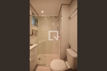 Apartamento à venda com 220m², 4 quartos e 4 vagas Apartamento à venda com 220m², 4 quartos e 4 vagasBanheiro Suíte 3