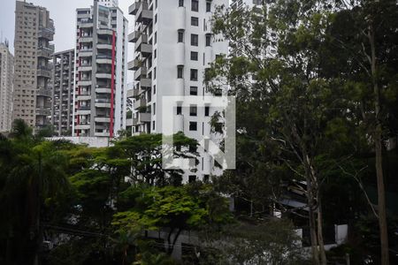 Apartamento à venda com 220m², 4 quartos e 4 vagas Apartamento à venda com 220m², 4 quartos e 4 vagasVista da Suíte 1