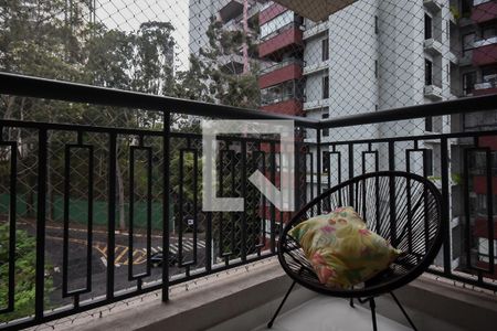 Apartamento à venda com 220m², 4 quartos e 4 vagas Apartamento à venda com 220m², 4 quartos e 4 vagasVaranda da Suíte