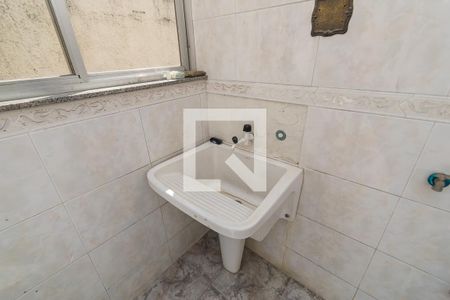 Casa à venda com 252m², 4 quartos e 5 vagas Casa à venda com 252m², 4 quartos e 5 vagasÁrea de Serviço (1º andar)