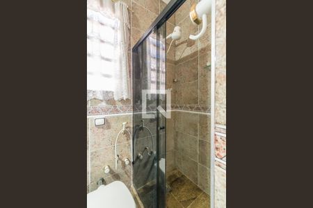 Casa à venda com 252m², 4 quartos e 5 vagas Casa à venda com 252m², 4 quartos e 5 vagasBanheiro da Suíte