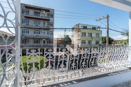 Casa à venda com 252m², 4 quartos e 5 vagas Casa à venda com 252m², 4 quartos e 5 vagasVaranda do Quarto 1 Suíte