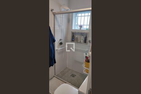 Casa à venda com 264m², 3 quartos e 1 vaga Casa à venda com 264m², 3 quartos e 1 vagaBanheiro