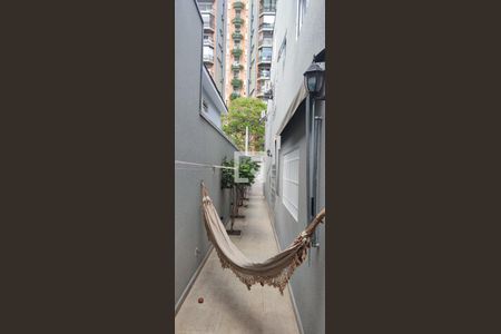 Casa à venda com 264m², 3 quartos e 1 vaga Casa à venda com 264m², 3 quartos e 1 vagaÁrea comum