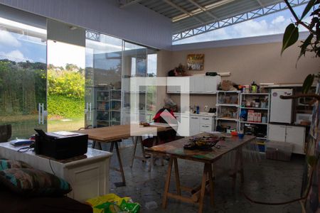 Casa à venda com 450m², 2 quartos e NaN vagas Casa à venda com 450m², 2 quartos e NaN vagasATELIÊ