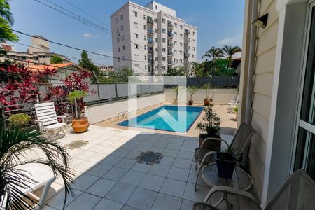 Casa à venda com 400m², 4 quartos e 4 vagas Casa à venda com 400m², 4 quartos e 4 vagasPiscina