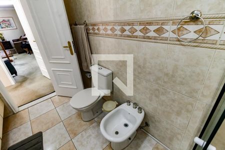 Casa à venda com 400m², 4 quartos e 4 vagas Casa à venda com 400m², 4 quartos e 4 vagasBanheiro da Suíte 3