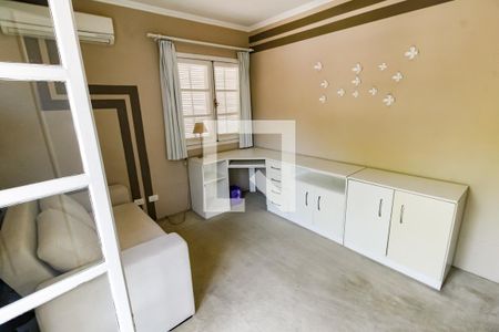 Casa à venda com 400m², 4 quartos e 4 vagas Casa à venda com 400m², 4 quartos e 4 vagasSuíte 2