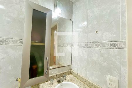 Apartamento à venda com 132m², 3 quartos e 2 vagas Apartamento à venda com 132m², 3 quartos e 2 vagasBanheiro Suíte