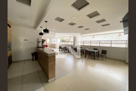 Apartamento à venda com 80m², 3 quartos e 1 vaga Apartamento à venda com 80m², 3 quartos e 1 vagaÁrea comum - Salão de festas