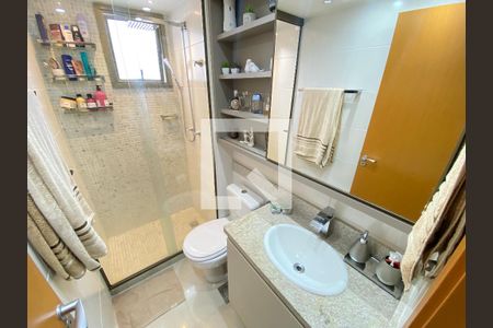 Apartamento à venda com 80m², 3 quartos e 1 vaga Apartamento à venda com 80m², 3 quartos e 1 vagaBanheiro do Quarto 1
