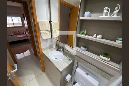 Apartamento à venda com 80m², 3 quartos e 1 vaga Apartamento à venda com 80m², 3 quartos e 1 vagaBanheiro Social