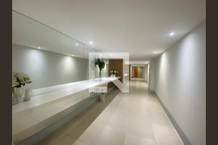 Apartamento à venda com 80m², 3 quartos e 1 vaga Apartamento à venda com 80m², 3 quartos e 1 vagaHall de entrada