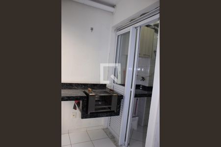 Apartamento à venda com 55m², 2 quartos e 1 vagaVaranda e fachada