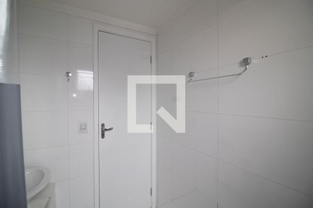 Apartamento para alugar com 65m², 2 quartos e 1 vaga Apartamento para alugar com 65m², 2 quartos e 1 vagaBanheiro da Suíte