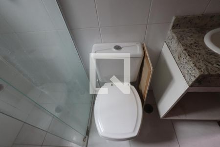 Casa de condomínio à venda com 120m², 3 quartos e 2 vagasBanheiro da Suíte