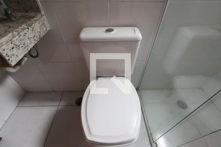 Casa de condomínio à venda com 120m², 3 quartos e 2 vagasBanheiro Corredor