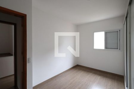 Casa de condomínio à venda com 120m², 3 quartos e 2 vagasQuarto 2 - Suíte